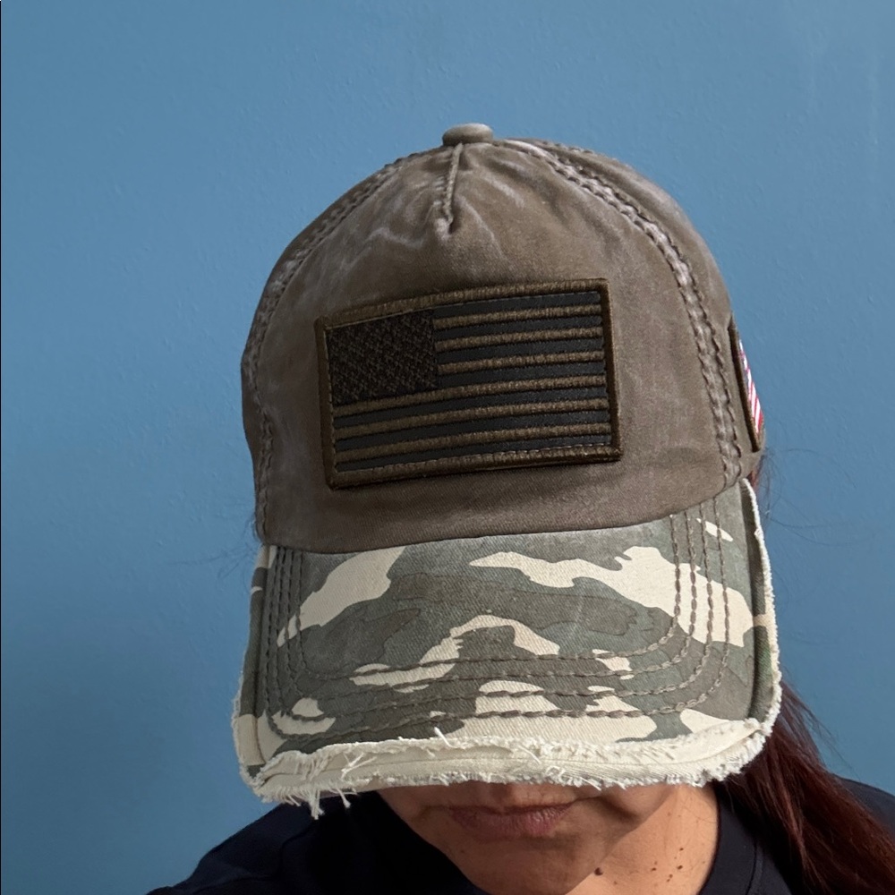 Camouflage Baseball Cap With Flag Patch - image 5